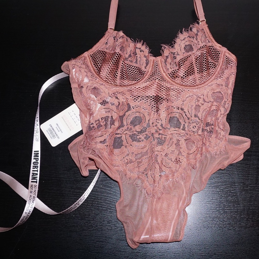 NWT House of CB “Nadia” Nude lace bodysuit